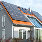 Photovoltaik Anlage auf Hausdach